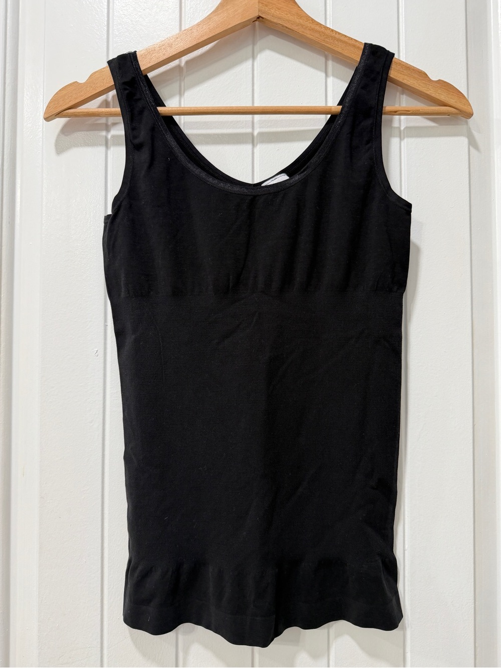Yummie Black Scoop Neck Tummy Control Tank Top - Women